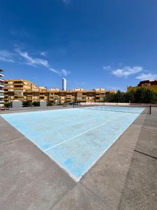 Escapada Ideal en Centro de Calpe, Piscina y 3 min de la Playa