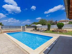 Holiday Home Kristina by Interhome