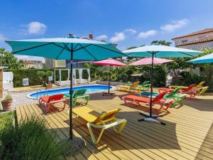 Apartment Nika-12 by Interhome