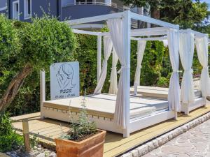 Apartment Nika-12 by Interhome