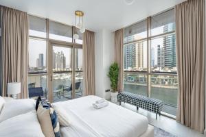 GuestReady - Seafront delight in Marina Dubai