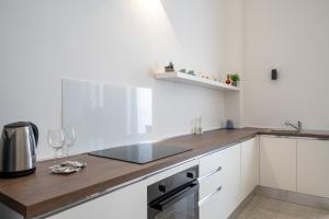 Soggiorno Ampio e Luminoso vicino al Lungomare di Bari