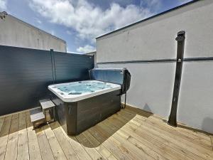 Maisons de vacances Maison Jacuzzi Petanque : photos des chambres