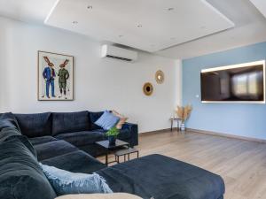 Holiday Home Escape on lake by Interhome