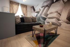 Kubiq Apartment by Coresi