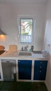 Yanna & Peri Aegean Breeze Retreat