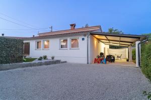 House Paola by Istrialux