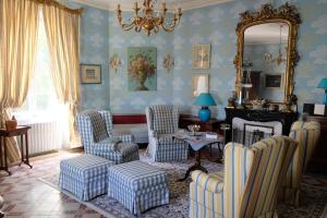 Villas Demeure de charme au nord de Montpellier avec piscine : Villa