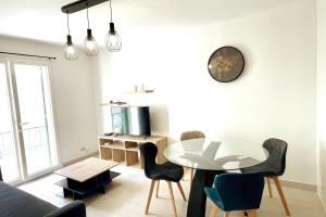 T2 Bleu Mer - Centre ville , Climatisé , 5 min de la plage et à 250m de la gare