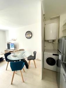 T2 Bleu Mer - Centre ville , Climatisé , 5 min de la plage et à 250m de la gare