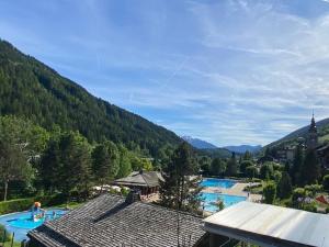 Appartement lumineux au ski pour 6 - Grand balcon, cœur du village - FR-1-458-96