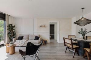 Punta - 3 bedrooms with pool in Les Corts