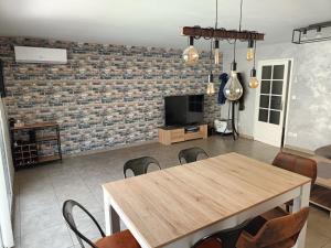 Villas Maison spacieuse avec spa gonflable : photos des chambres