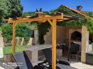 Vikendica Donji Humac