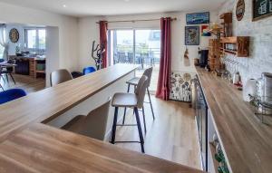 Maisons de vacances Maison Avec Piscine Vue Mer : photos des chambres