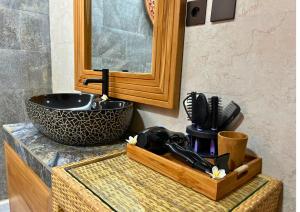 Maharatu Suite Villa