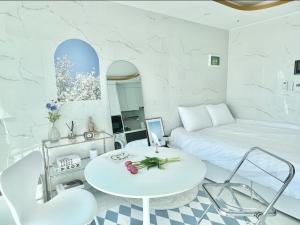 Gwangan Ocean Gamsung House