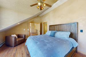 Fox Farm 880 - Ski Ranch Chalet