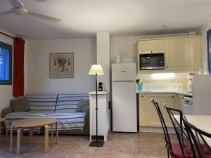 MAZET - Domaine de la Pinède PRAMOUSQUIER - Le Lavandou