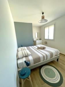 Maisons de vacances Maison renovee en centre-ville, a 5 min des plages : photos des chambres