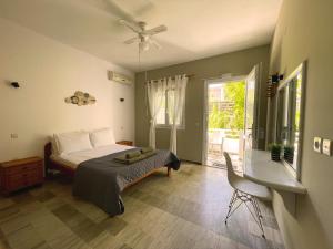 New Poseidon Apartments & Studios