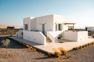 Assyr A - Santorini Cozy Cycladic Retreat