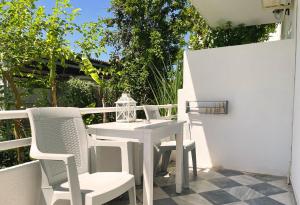 New Poseidon Apartments & Studios