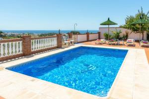 Villa Tres Olivos by Villa Plus