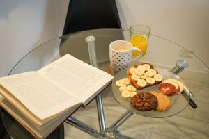 Cerca del Estadio River, Chinatown y el Campo de Polo