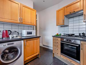 1 Bed in Barton On Sea 91664