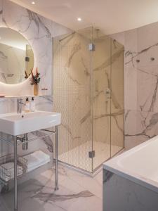 Hotels Seven Hotel Paris : photos des chambres