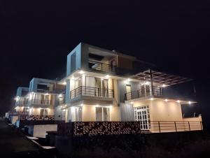 ROYAL MEADOWS IGATPURI Private Pool Villa H