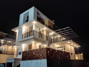 ROYAL MEADOWS IGATPURI Private Pool Villa H