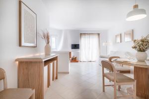 Clube Albufeira - 2BR Pool, Kids Club & Family Fun