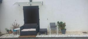 B&B / Chambres d'hotes La Casita de Rose au calme proche plage d'Hendaye - 26 m2 Bien equipe Parking prive Jardin : photos des chambres