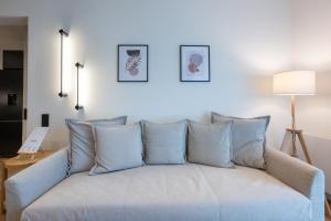 Plaka Gem - Modern, Central Flat in Prime Location