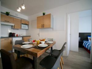 Appartements La Blanche Hermine - city center - parking : photos des chambres