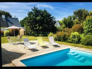Villa spacieuse à Concarneau avec piscine privée