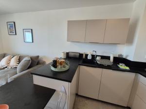 Appartements Appartement neuf lumineux, haut standing,Bastia : photos des chambres