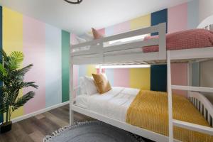 Vibrant Modern Retreat Close to Denver and Trails