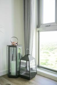 Julias Upscale Airy Getaway 1 BR Golf View