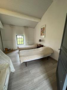 Maisons de vacances Cevennes farmhouse with pool : photos des chambres