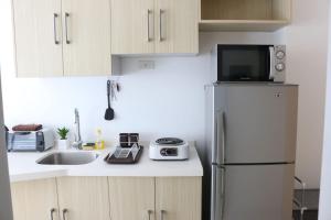 Julias Cozy Mountain Condo Couples Getaway