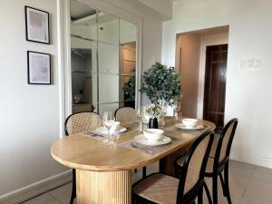 Modern Luxe 3 BR Home BGC