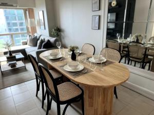 Modern Luxe 3 BR Home BGC