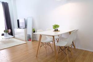 Golf Penthouse Balcony BGC