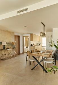 Coastal Elegance Retreat