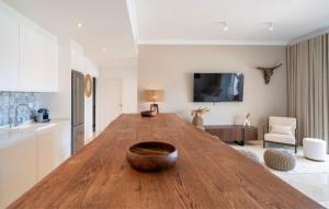 Stylish 3-Bedroom Residence in the Exclusive Paraiso Pueblo