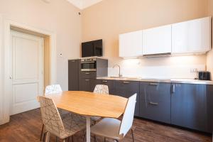 Crocetta Turandot one bed 1st floor - Mirable PM