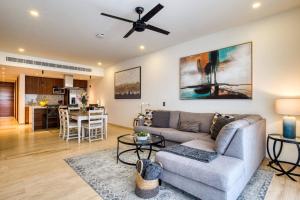 Family Friendly APT 17 ocean view, 3BR, 6 pax